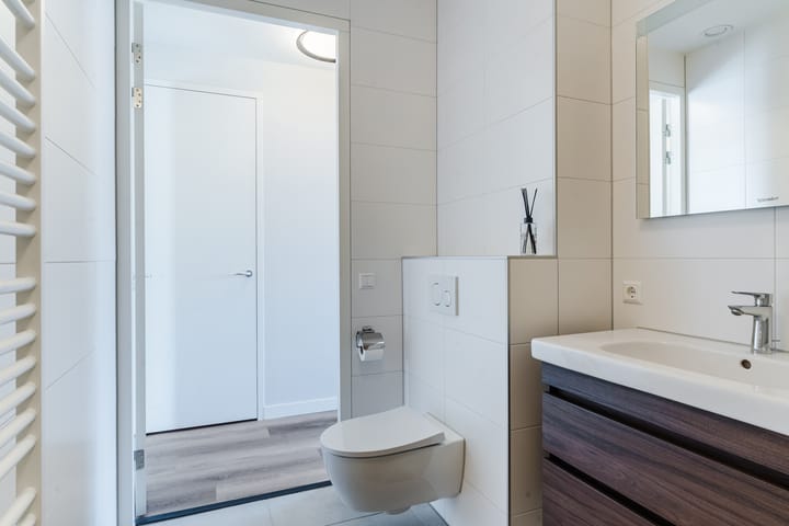 Foto 5 van Lange Wagenstraat 4-C