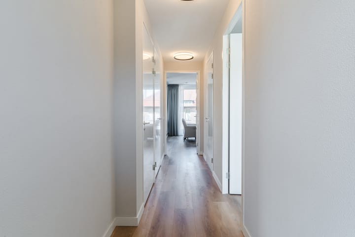 Foto 14 van Lange Wagenstraat 4-C