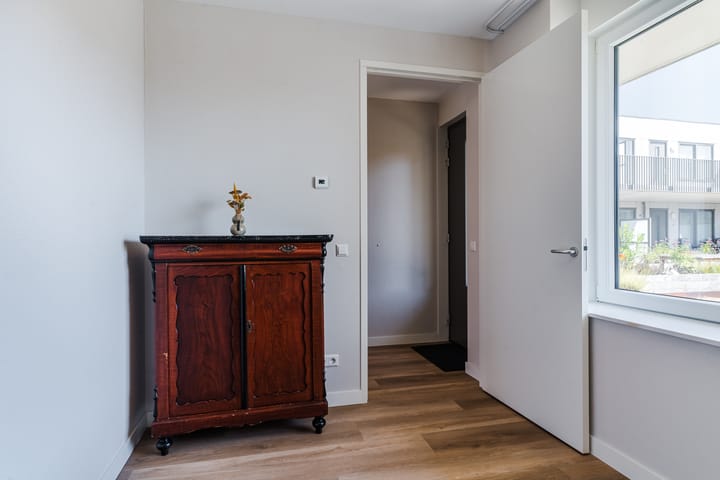 Foto 23 van Lange Wagenstraat 4-C