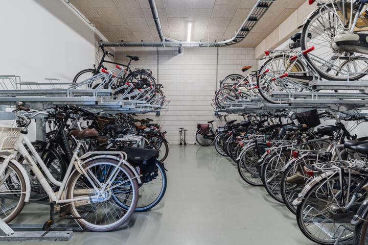 Foto 31 van Lange Wagenstraat 4-C