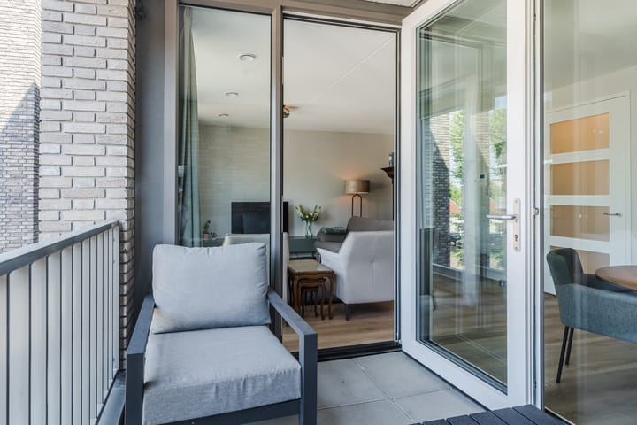 Foto 27 van Lange Wagenstraat 4-C