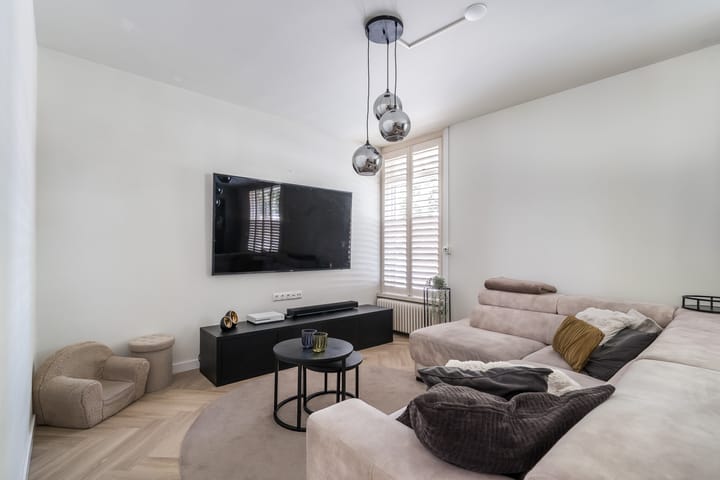 Photo 5 of Overweertstraat 106