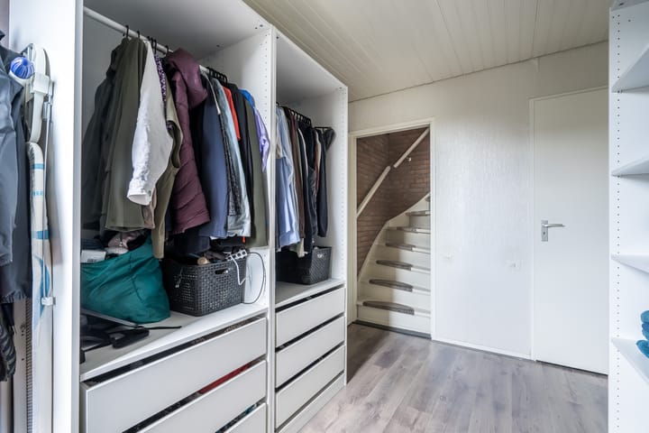 Photo 13 of Overweertstraat 106