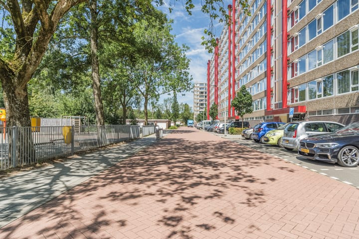 Photo 10 of Van Goudoeverstraat 235