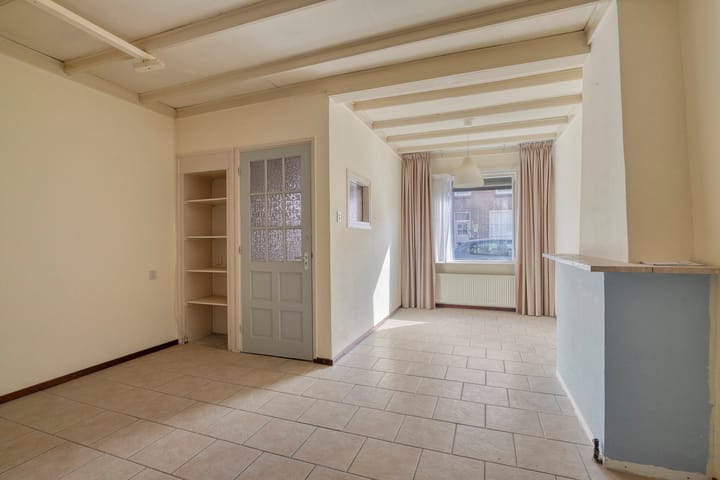 Foto 2 van Oeverstraat 57