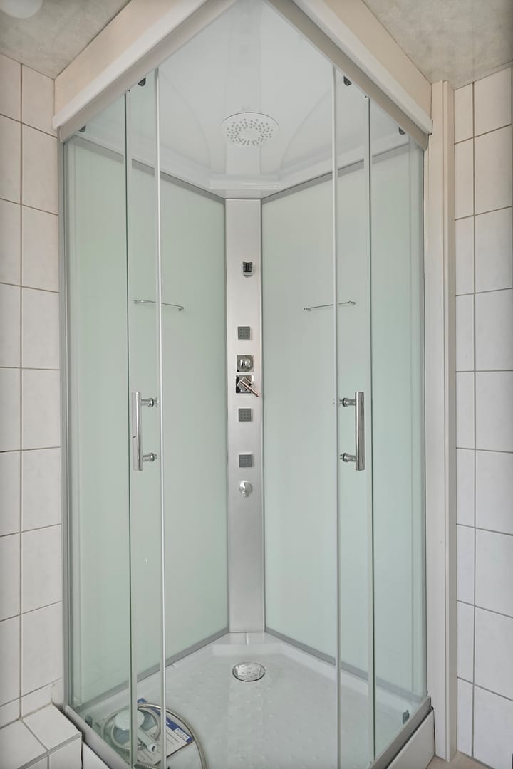 Photo 31 of Oeverstraat 57