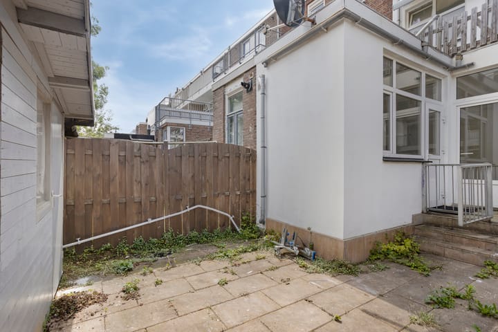 Photo 31 of Paulus Potterstraat 40