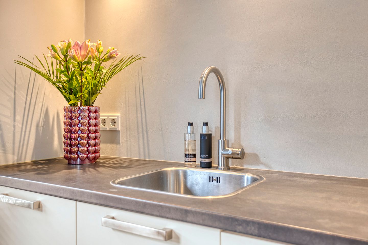 Photo 14 of Jan van Vlissingenhof 22