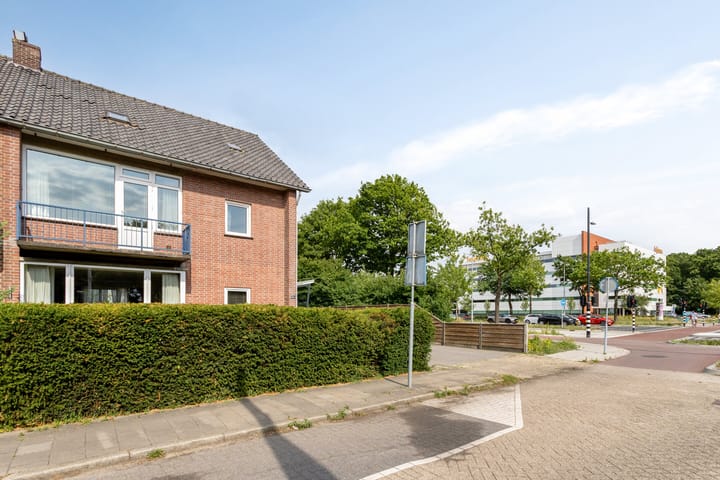 Photo 10 of Boschdijk 878