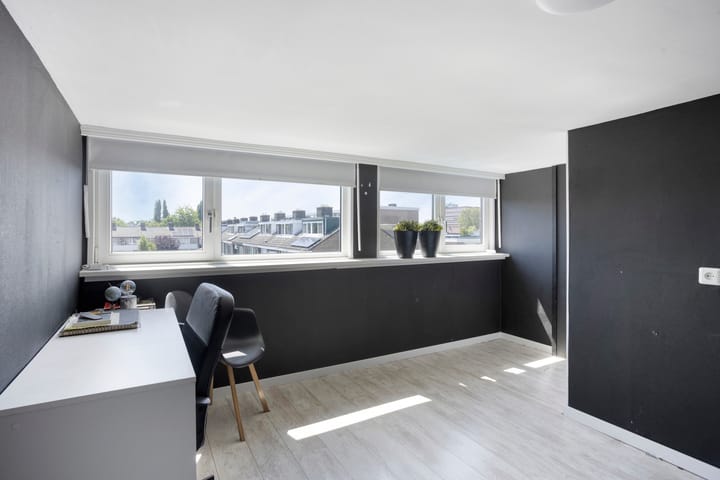 Foto 24 van Irisstraat 6