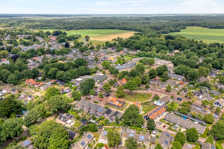 Photo 43 of Valkenakker 2