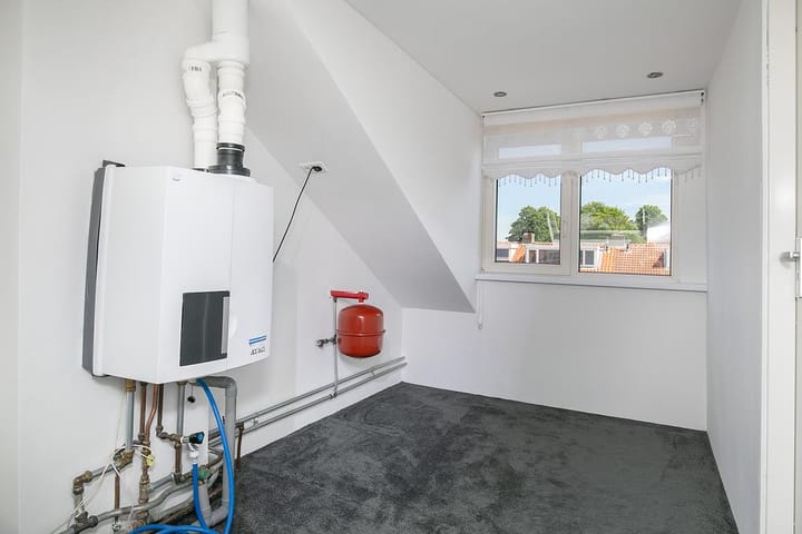 Foto 18 van van Aitzemastraat 22