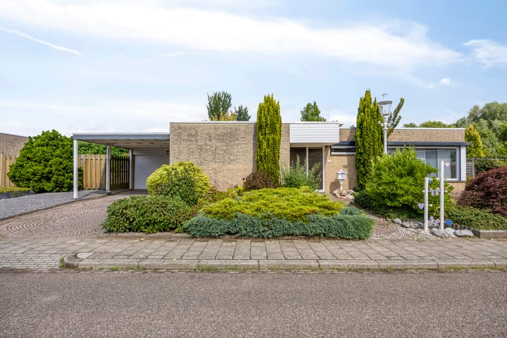 Foto 1 van Bronkstraat 6