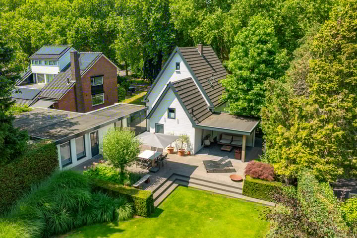 Foto 14 van Loolaan 12