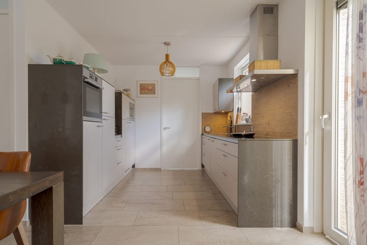 Foto 4 van H. Scheepstrastraat 1