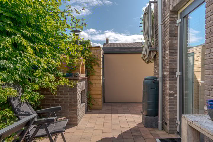 Foto 40 van H. Scheepstrastraat 1