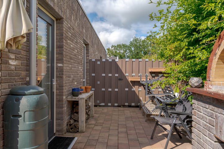 Foto 41 van H. Scheepstrastraat 1