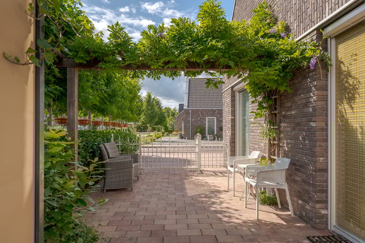 Foto 45 van H. Scheepstrastraat 1