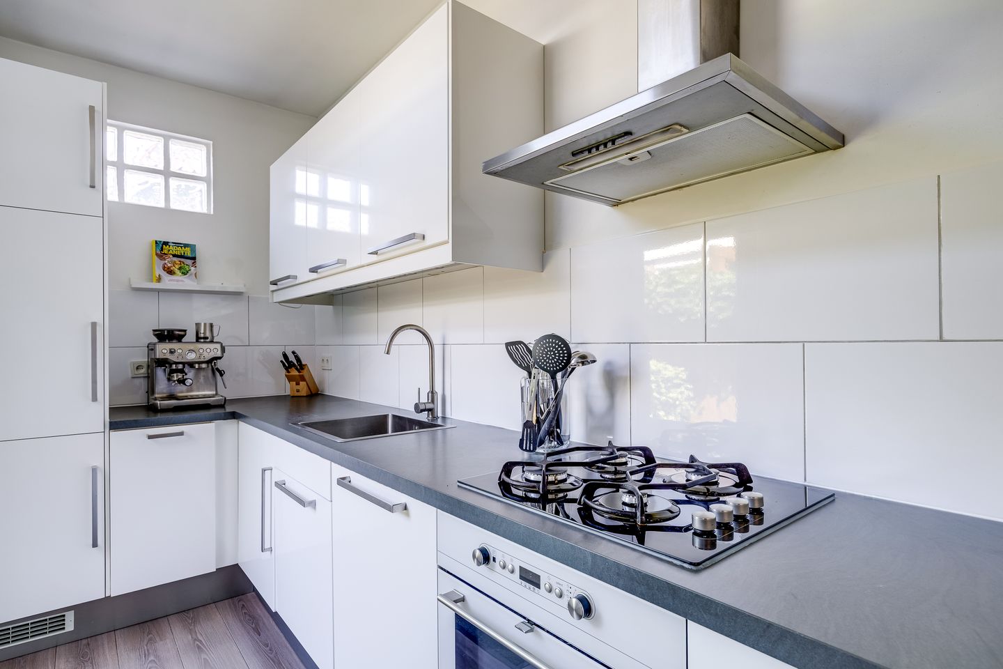 Foto 19 van Bataviastraat 3