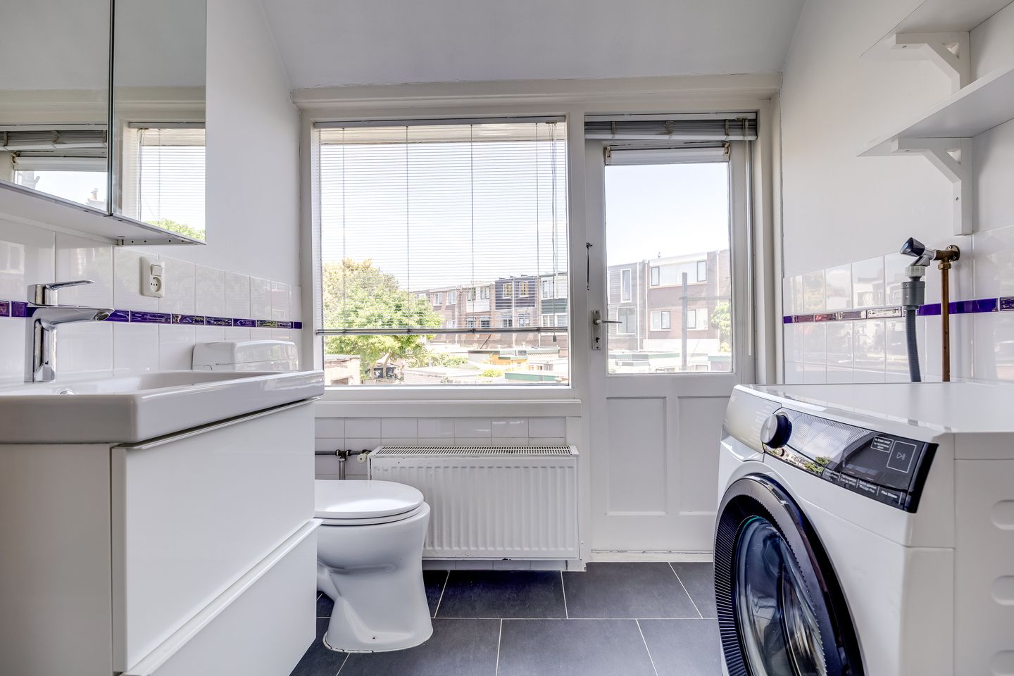 Foto 34 van Bataviastraat 3