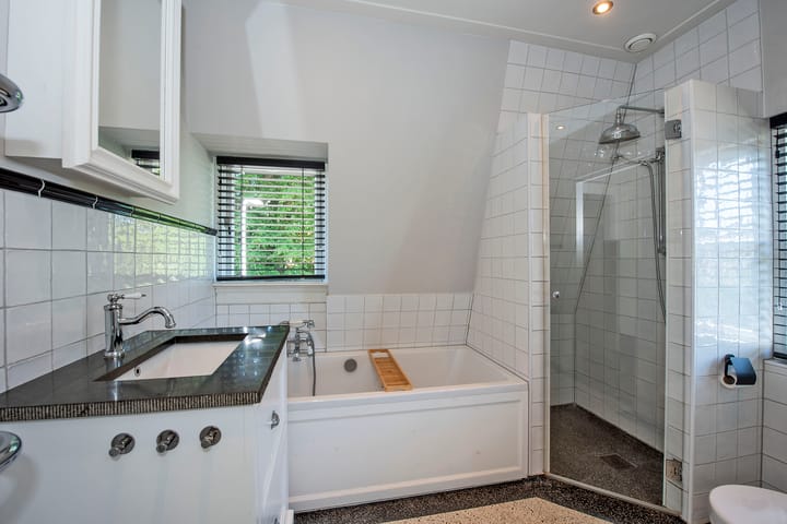 Foto 4 van Spoorstraat 12