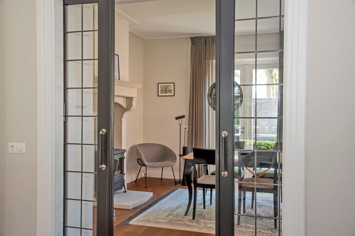 Foto 22 van Spoorstraat 12