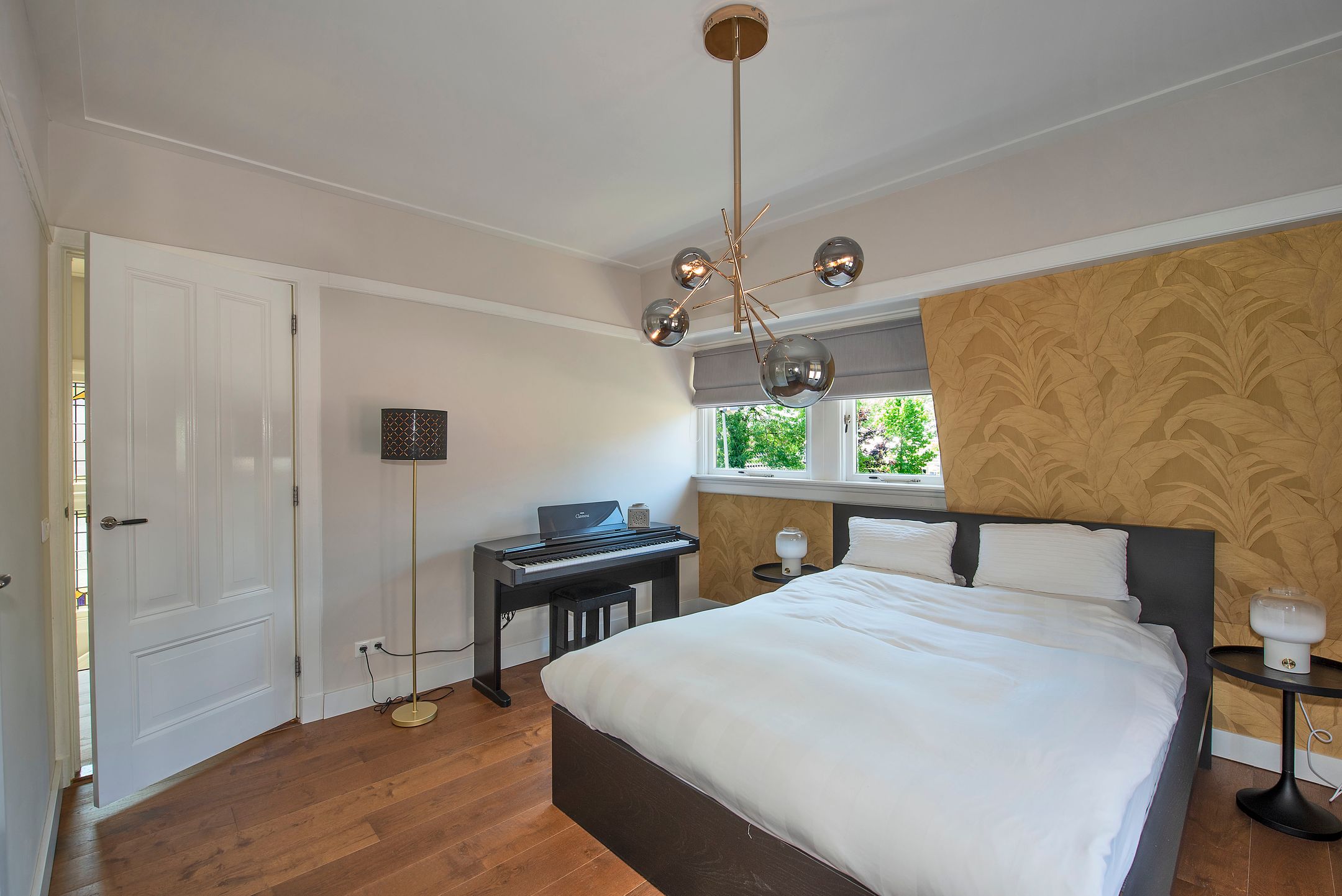 Foto 39 van Spoorstraat 12