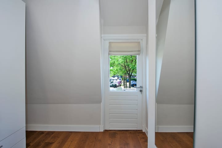 Foto 42 van Spoorstraat 12