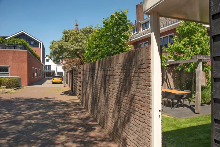 Foto 52 van Spoorstraat 12