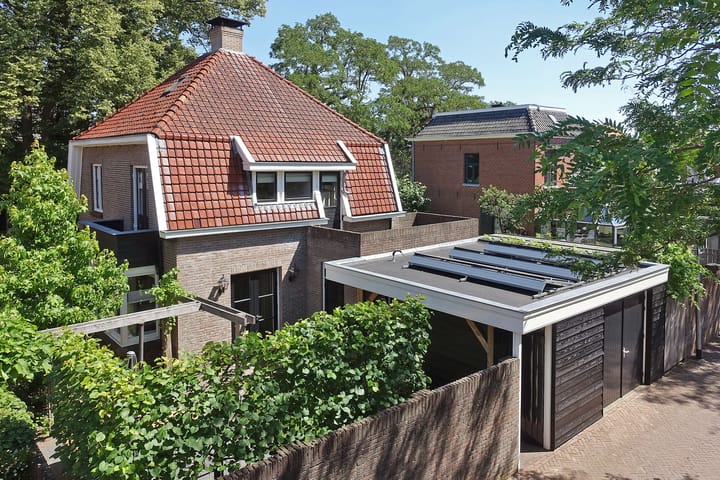 Foto 56 van Spoorstraat 12