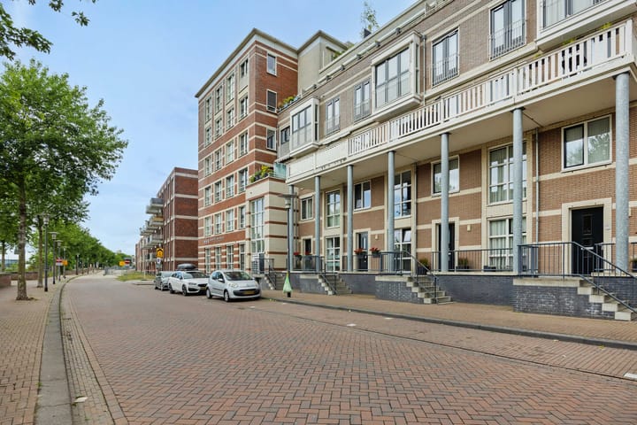 Foto 3 van Kanaalboulevard 60