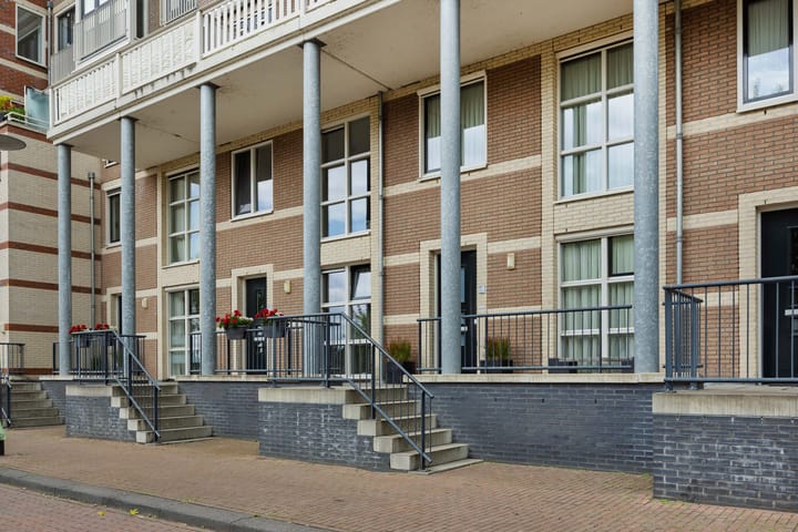 Foto 2 van Kanaalboulevard 60