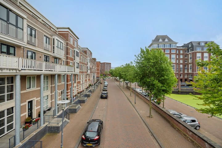 Foto 11 van Kanaalboulevard 60