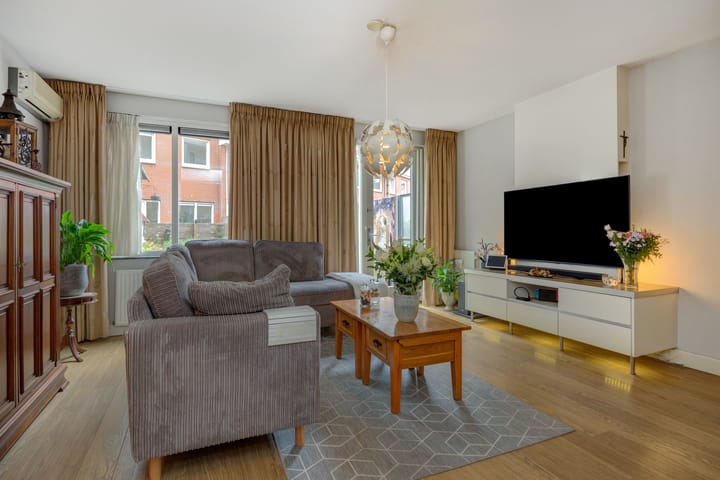 Foto 14 van Kanaalboulevard 60