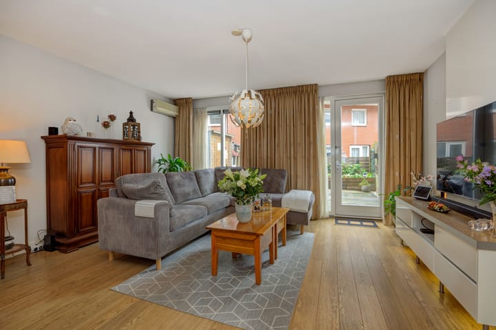 Foto 15 van Kanaalboulevard 60