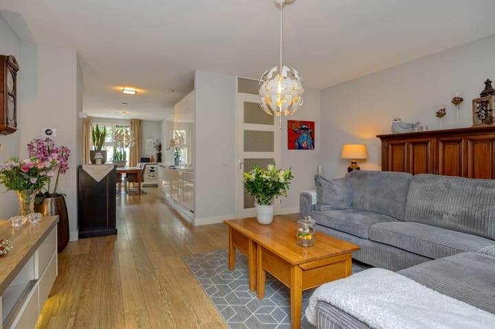 Foto 16 van Kanaalboulevard 60