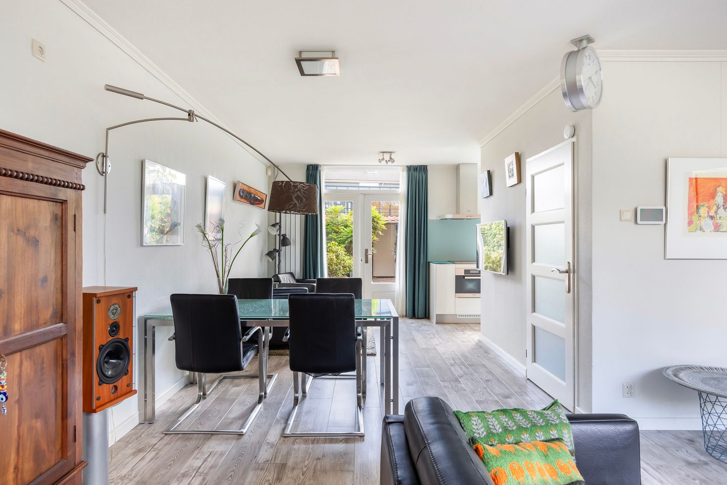 Photo 10 of Bachstraat 24