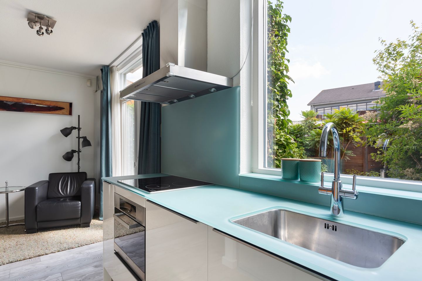 Photo 14 of Bachstraat 24