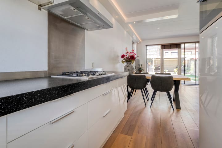 Foto 16 van Van Sandickstraat 19