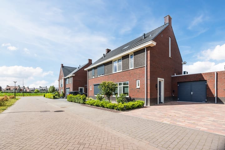 Foto 8 van Maximalaan 15