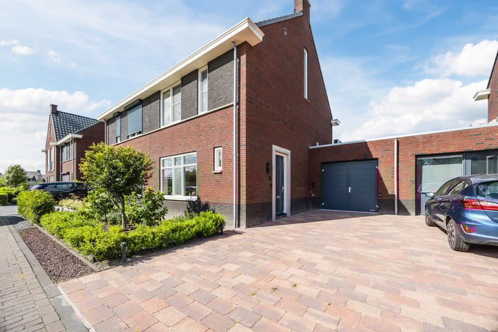 Foto 9 van Maximalaan 15