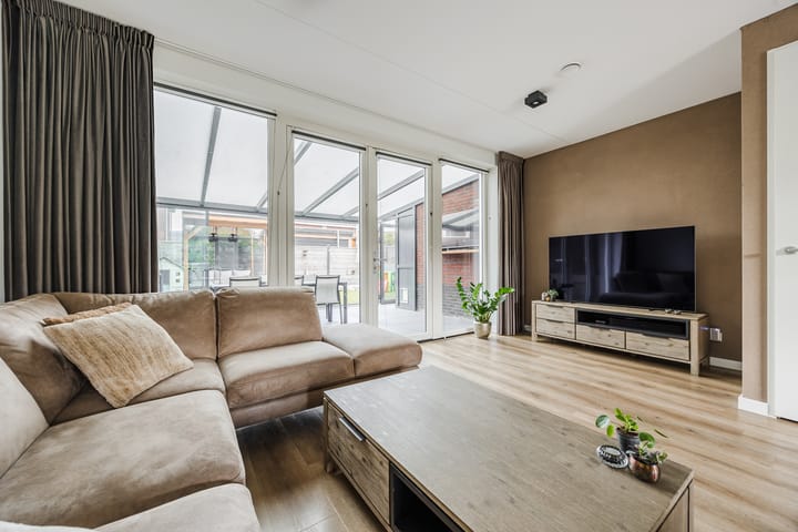 Foto 11 van Maximalaan 15