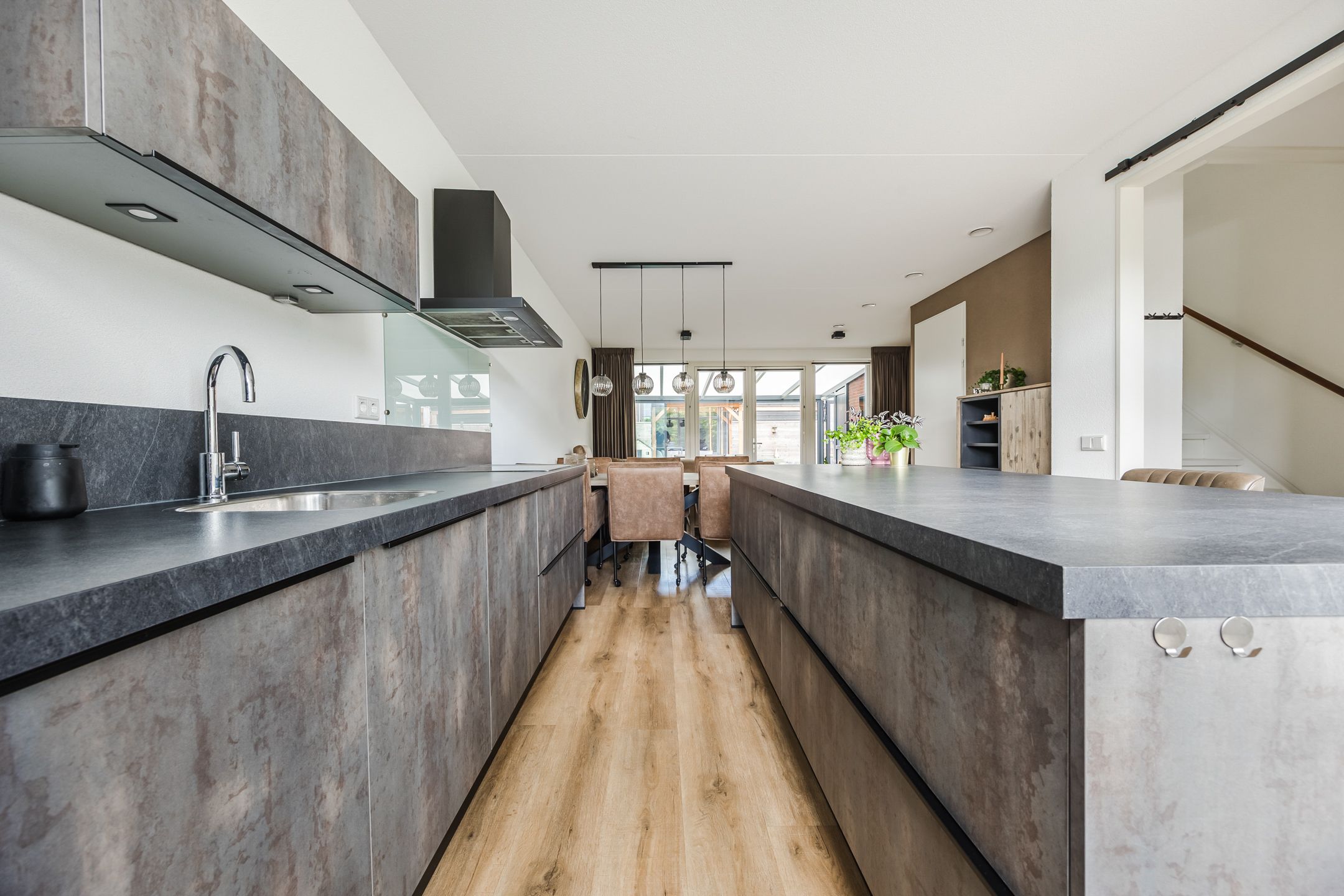 Foto 18 van Maximalaan 15