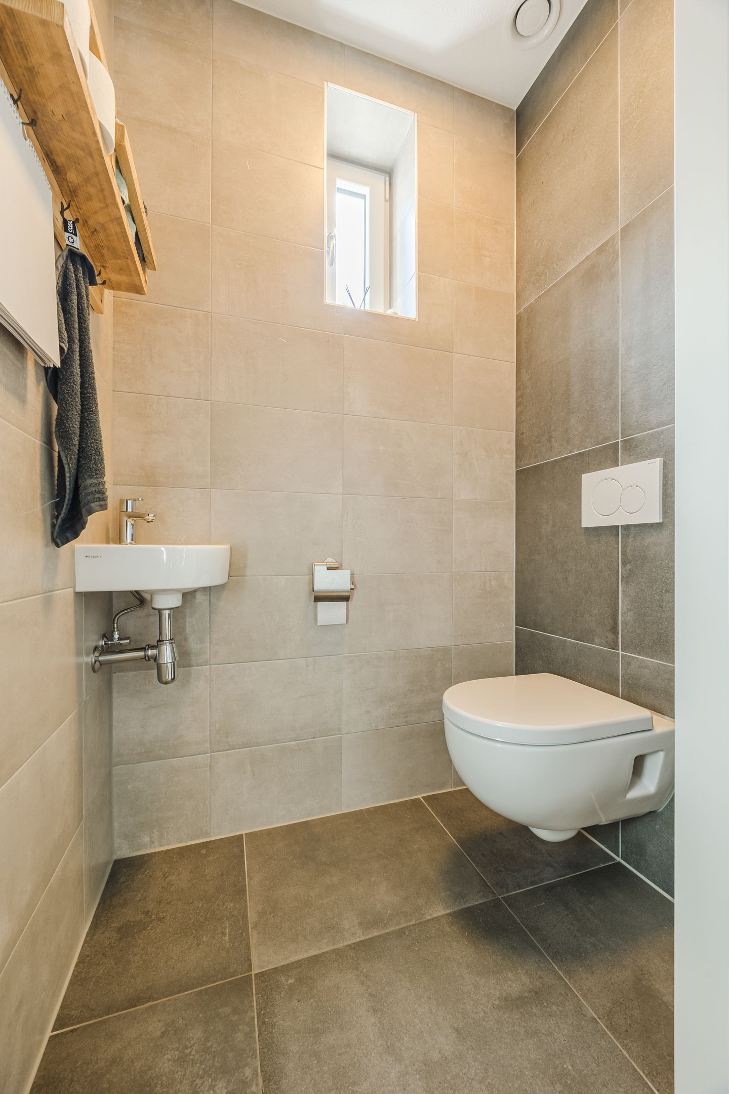 Foto 21 van Maximalaan 15