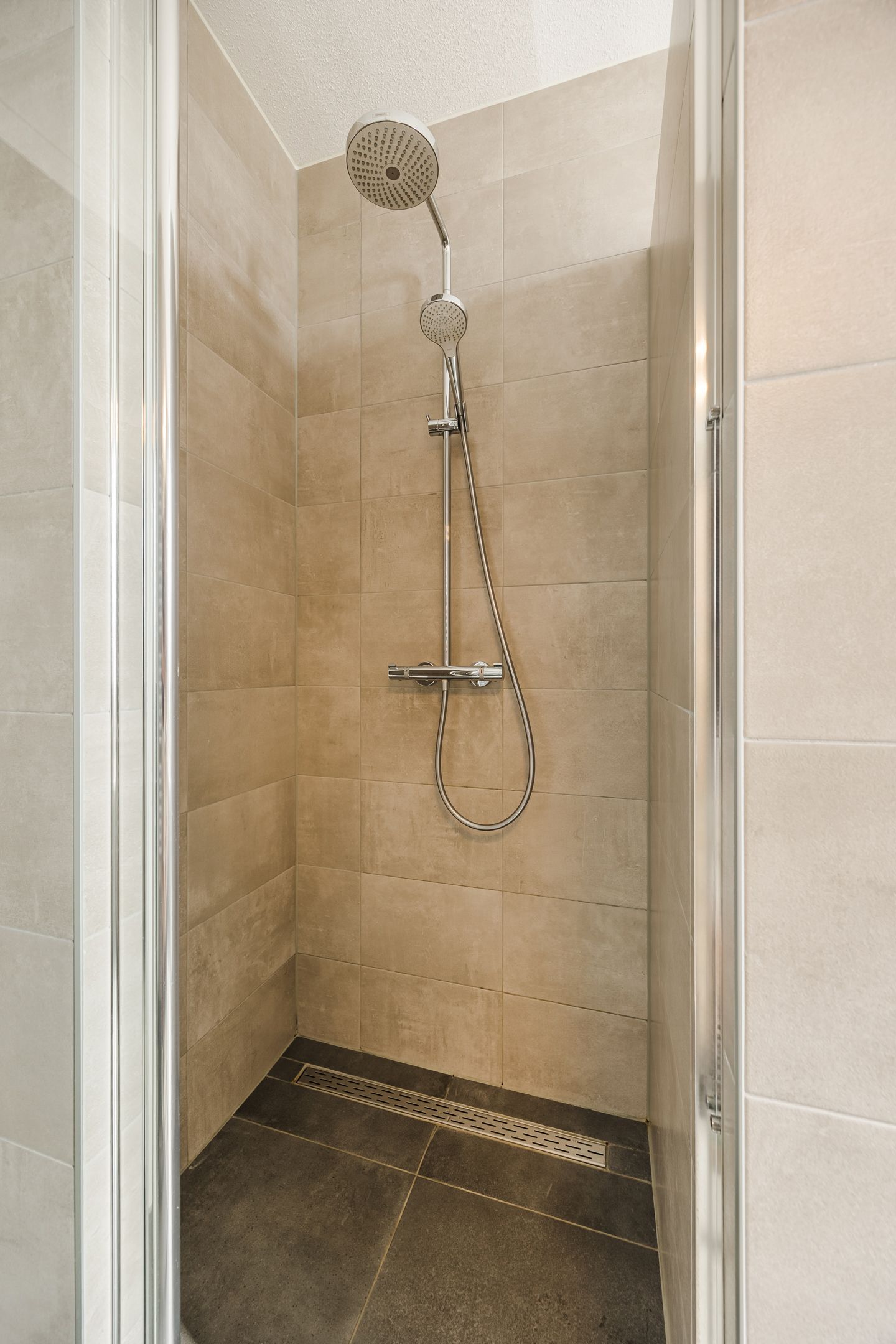 Foto 36 van Maximalaan 15