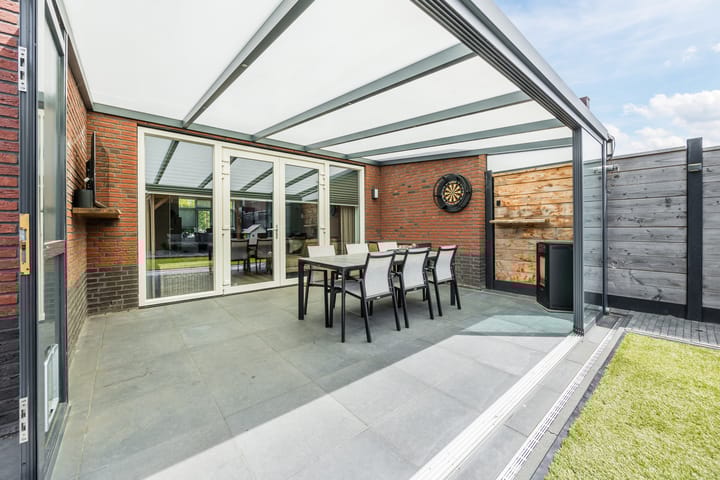 Foto 46 van Maximalaan 15