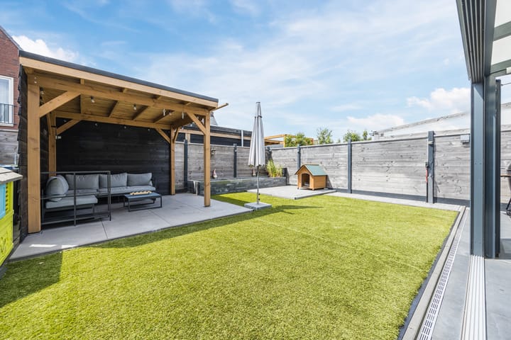 Foto 47 van Maximalaan 15