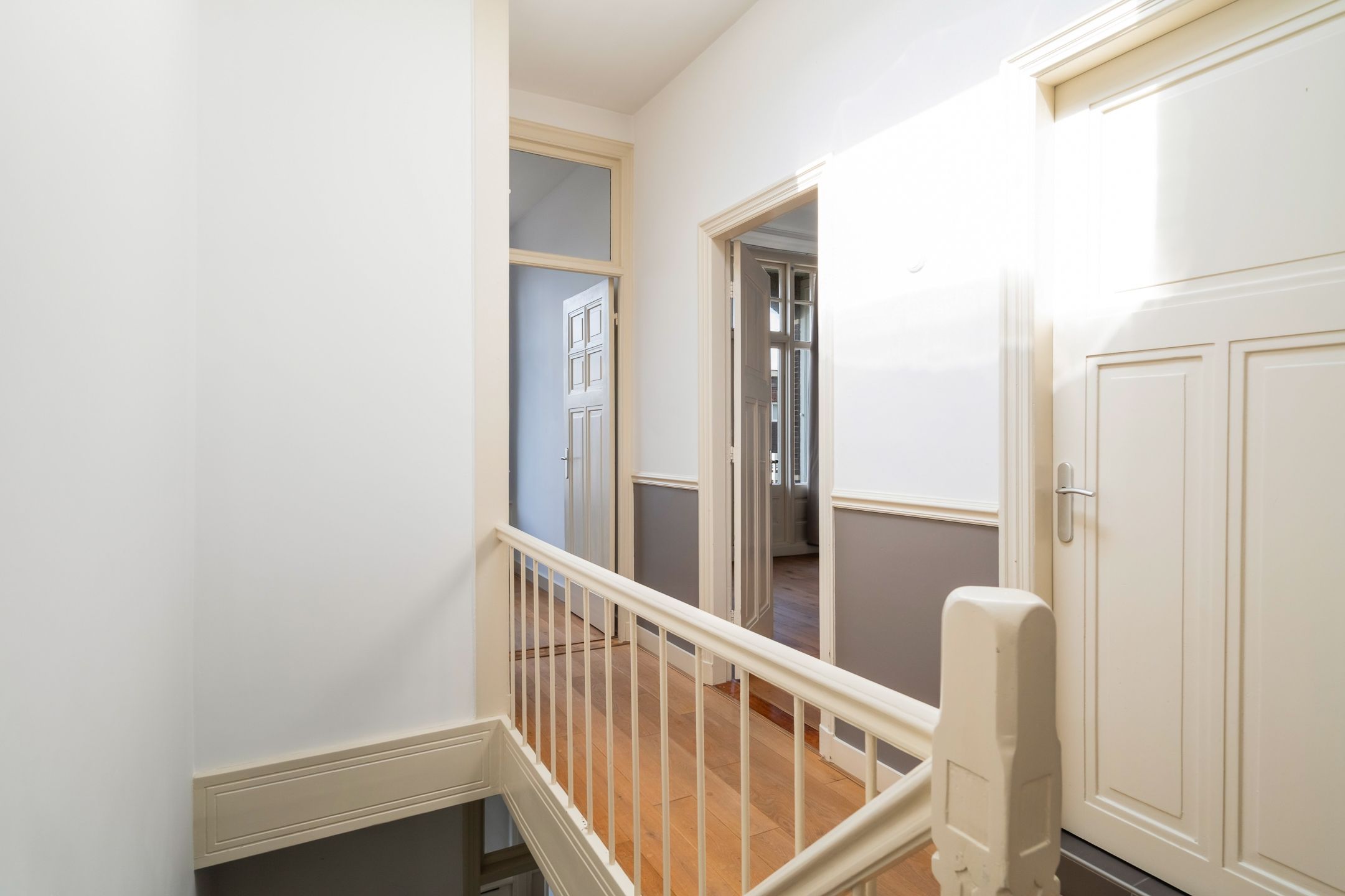 Foto 42 van Van Loostraat 64