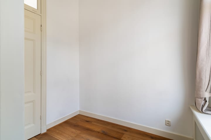 Foto 48 van Van Loostraat 64