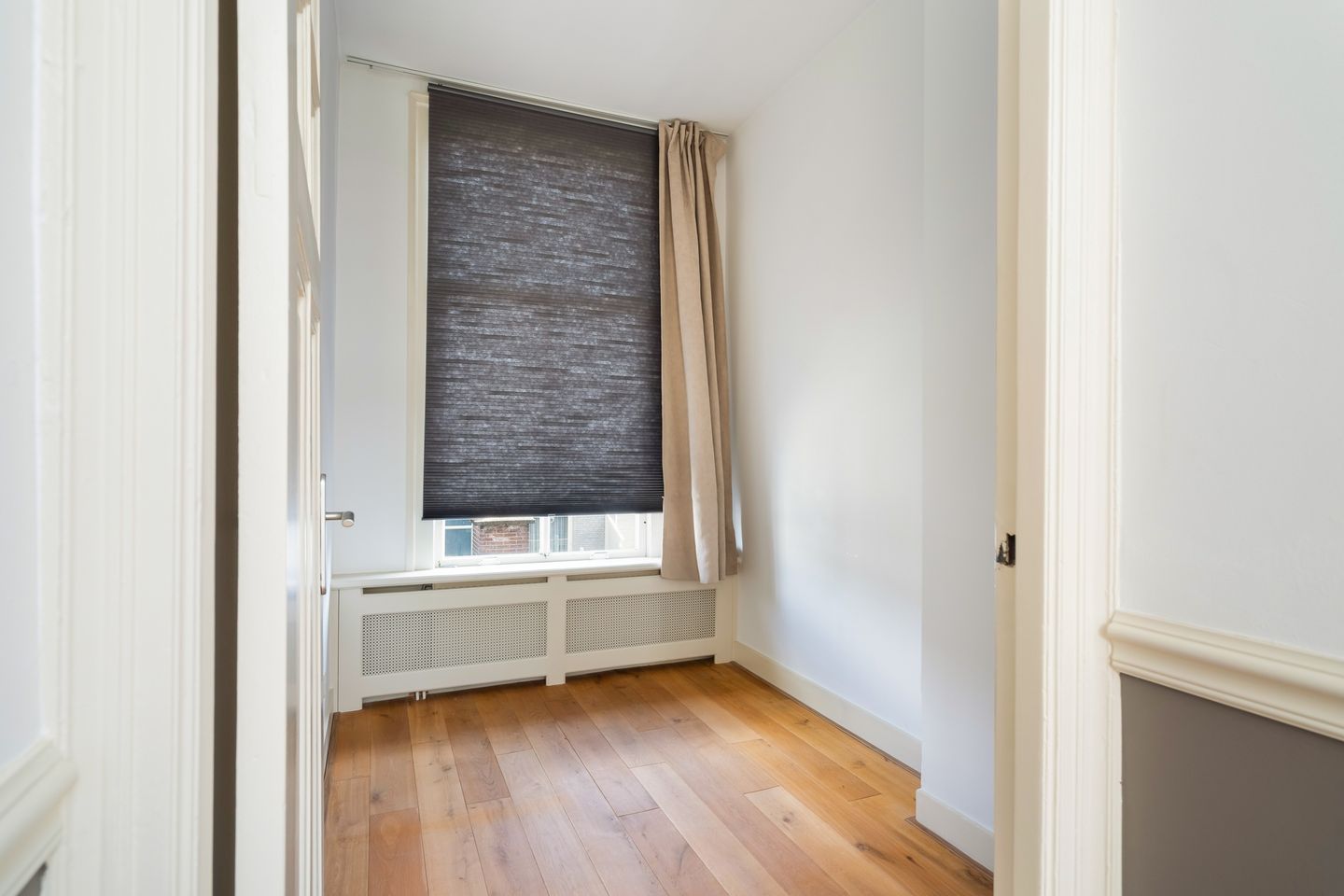 Foto 49 van Van Loostraat 64